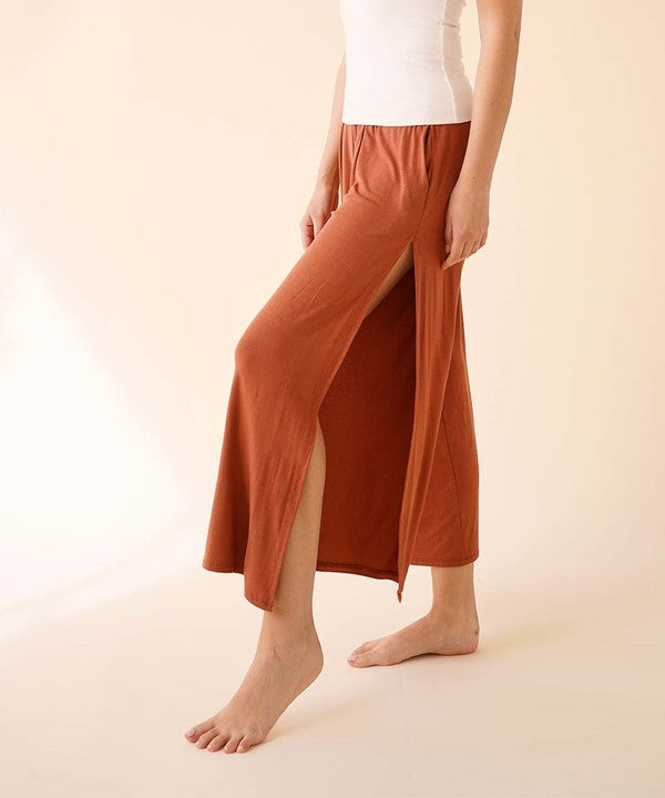 BAMBOO ANKLE LENGTH SLIT PANTS